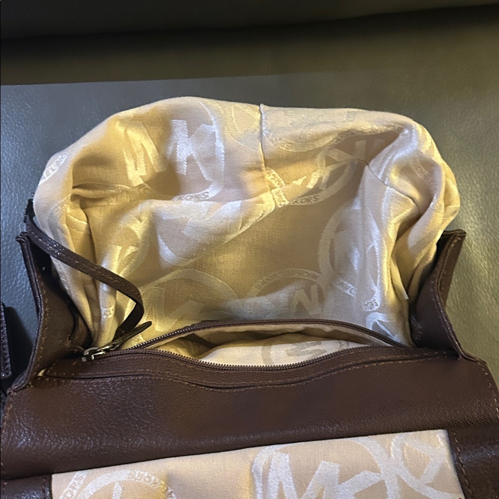 Michael Kors Hamilton Small Messenger bag EUVC - Picture 5 of 16